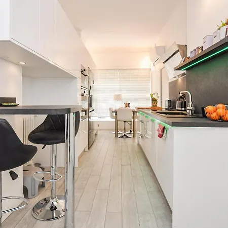 Apartment Lovely Ap, In Juan Les Pins *